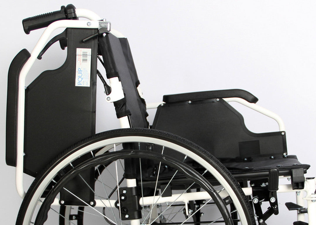 DELUXE LIGHTWEIGHT ALUMINIUM WHEELCHAIR